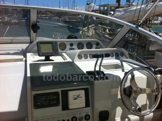 Cranchi Mediterranee 40 preowned for sale