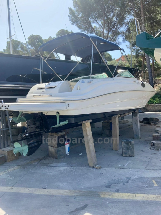 Sea Ray Sundeck 240 preowned for sale