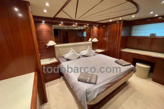 Falcon Yachts 86 preowned for sale