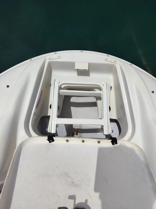 Sea Ray Sundeck 240 preowned for sale