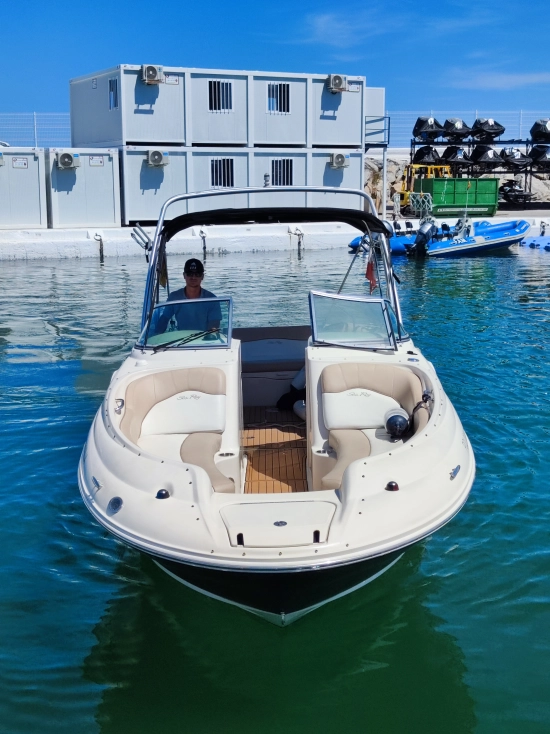 Sea Ray Sundeck 240 preowned for sale