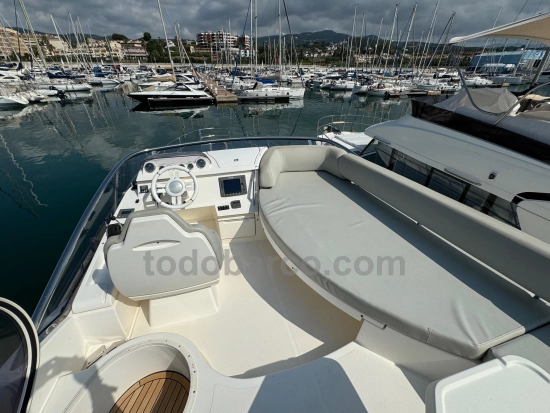 Azimut 43 Fly preowned for sale