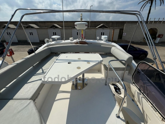 Azimut 43 Fly preowned for sale