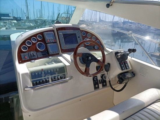 Jeanneau Presige 34 Sport preowned for sale