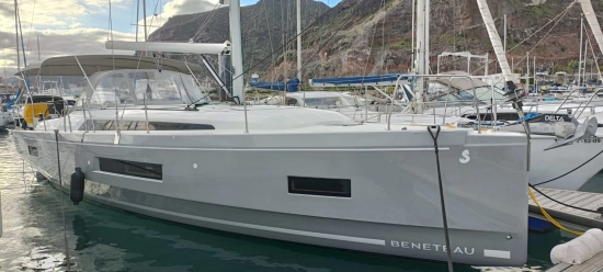 Beneteau Oceanis 40.1 gebraucht zum verkauf