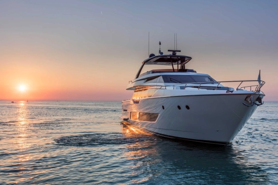 Ferretti Yachts 850 d’occasion à vendre