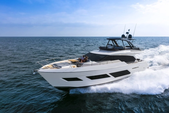 Ferretti 720 neuf à vendre