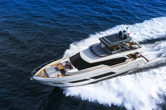 Ferretti 720 neuf à vendre