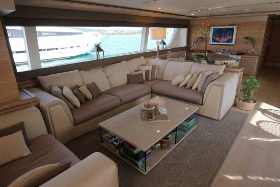 Custom Line NAVETTA 33 gebraucht zum verkauf