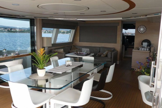 Custom Line NAVETTA 33 gebraucht zum verkauf