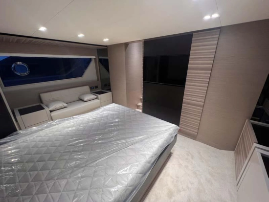 Ferretti 670 neu zum verkauf