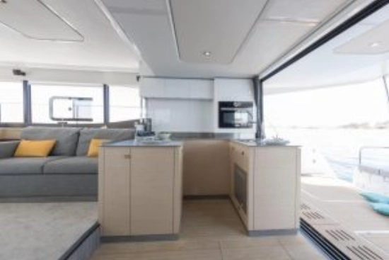 Fountaine Pajot MY 6 gebraucht zum verkauf