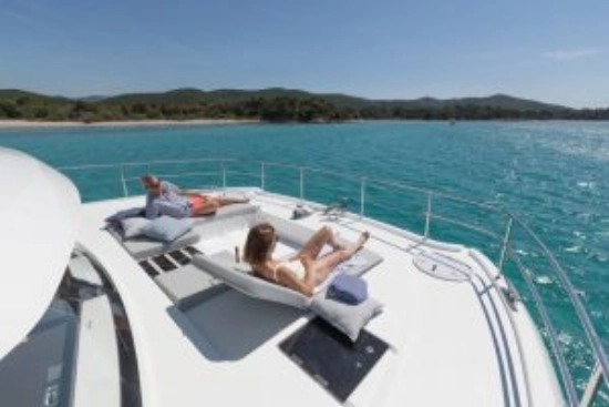 Fountaine Pajot MY 6 gebraucht zum verkauf