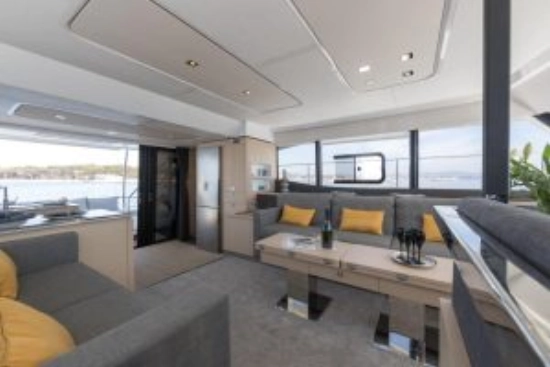 Fountaine Pajot MY 6 gebraucht zum verkauf