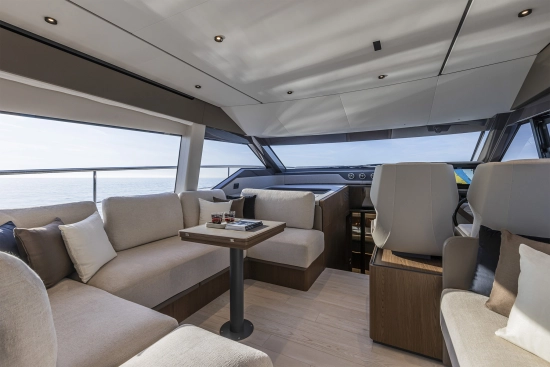 Ferretti 580 neu zum verkauf