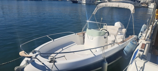 Sessa Marine Key Largo 19 preowned for sale