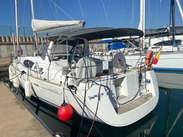 Beneteau Oceanis 50 preowned for sale