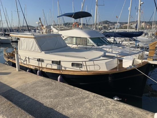 Menorquin Yachts 110 gebraucht zum verkauf