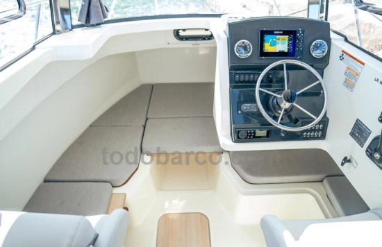 Quicksilver Pilothouse CAPTUR 625 neu zum verkauf