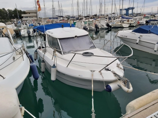 Sessa Marine OCEAN 650 gebraucht zum verkauf