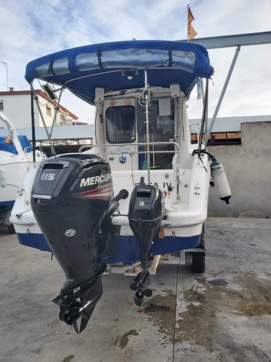 Sessa Marine OCEAN 650 gebraucht zum verkauf