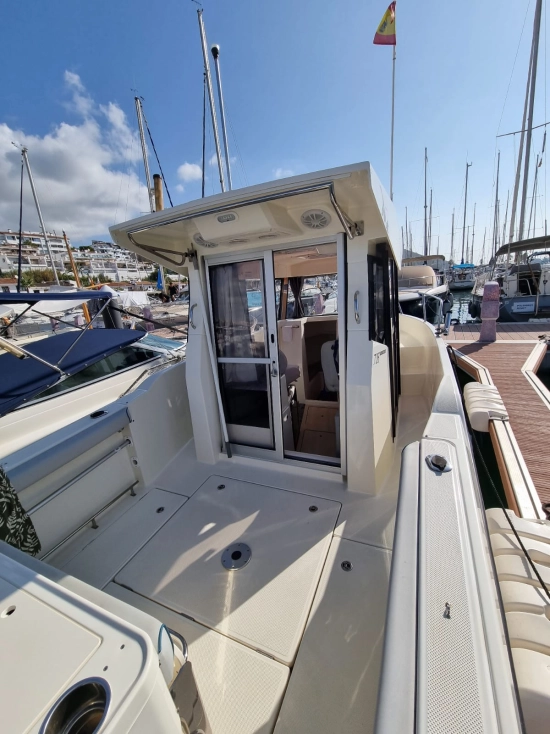 Quicksilver Pilothouse CAPTUR 705  SMART gebraucht zum verkauf