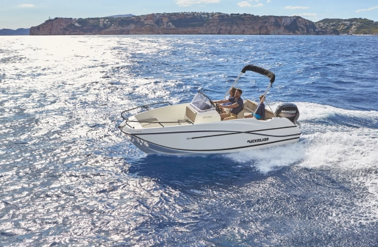 Quicksilver Open Activ 555 Smart 2025 brand new for sale