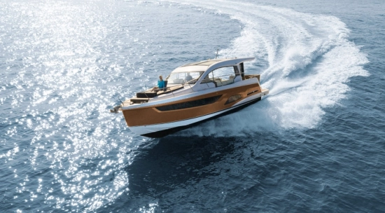 Sealine C390 brand new for sale