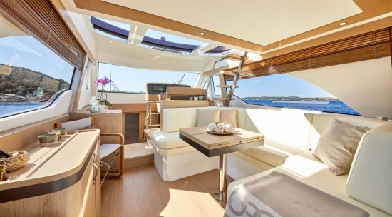 Solaris Power 57 FLYBRIDGE brand new for sale