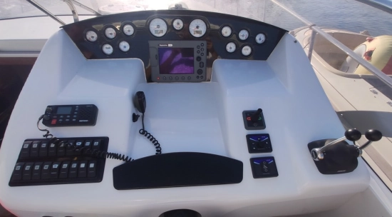 Airon Marine 388 preowned for sale