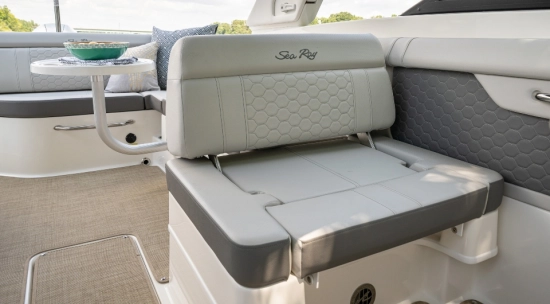 Sea Ray SDX 270 OB brand new for sale