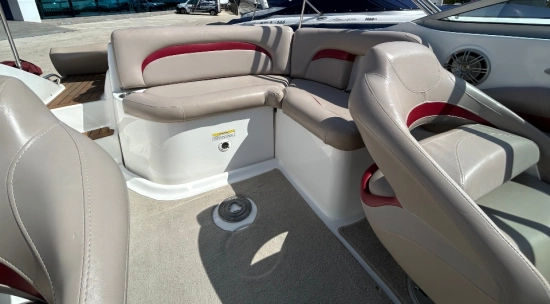 Hurricane SUNDECK 2400 preowned for sale