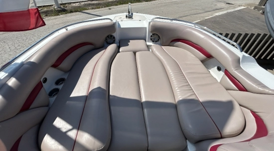 Hurricane SUNDECK 2400 preowned for sale