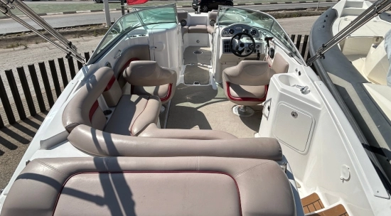 Hurricane SUNDECK 2400 preowned for sale