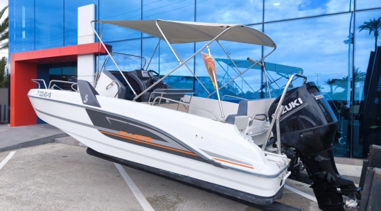 BENETEAU FLYER 6.6 SPACE DECK preowned for sale