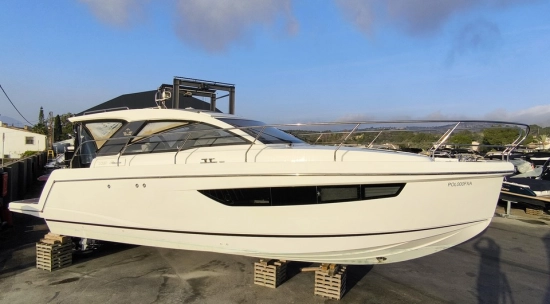 Sealine S330 preowned for sale