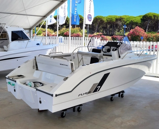 Beneteau Flyer 7 Sundeck brand new for sale