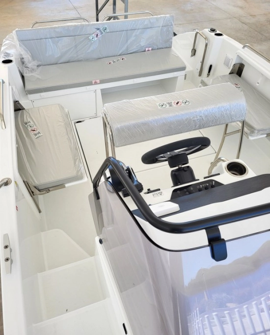 Beneteau Flyer 7 Sundeck brand new for sale