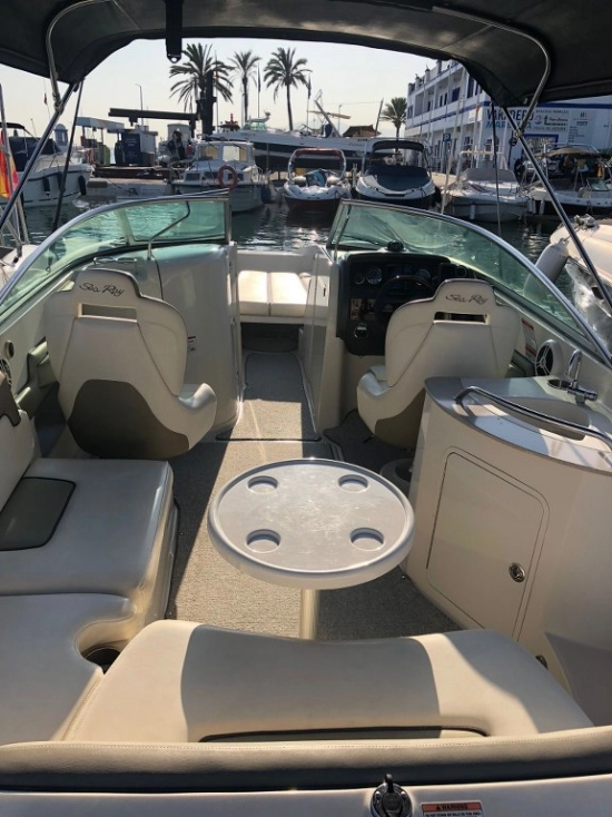 Sea Ray 260 SD preowned for sale