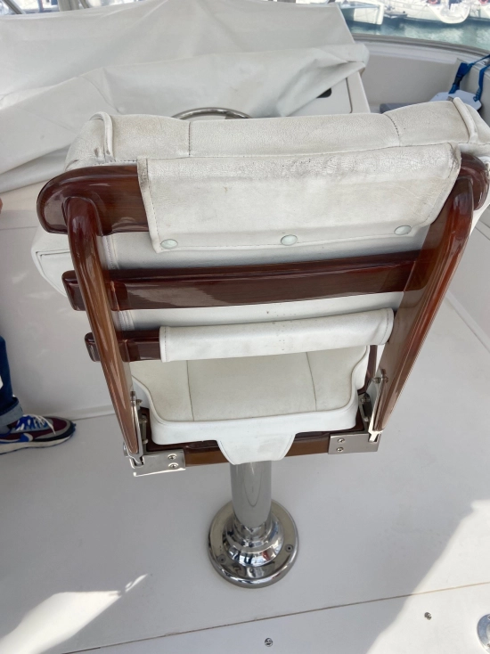 Viking Yachts 48 CONVERTIBLE preowned for sale