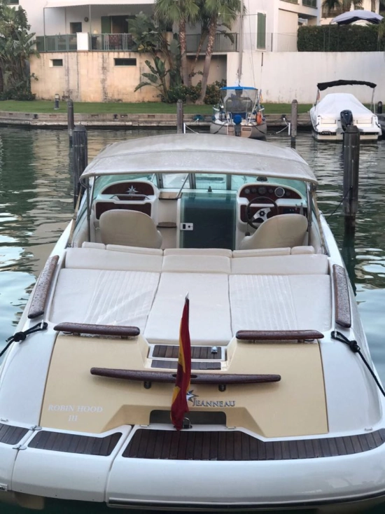 Jeanneau Runabout 755 preowned for sale