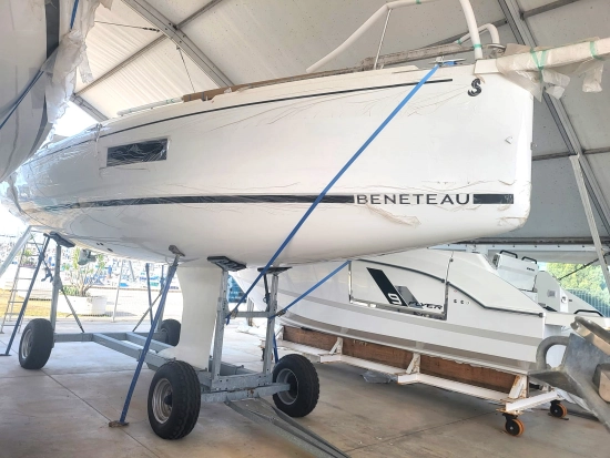 Beneteau Oceanis 30.1 brand new for sale