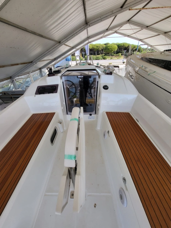 Beneteau Oceanis 30.1 brand new for sale