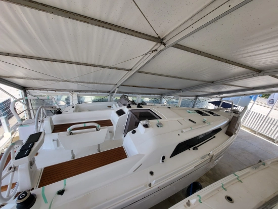 Beneteau Oceanis 30.1 brand new for sale