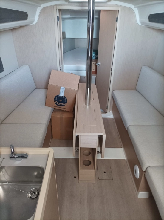 Beneteau Oceanis 30.1 brand new for sale