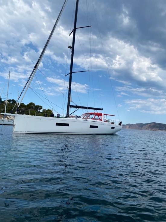 Beneteau Oceanis Yacht 60 preowned for sale