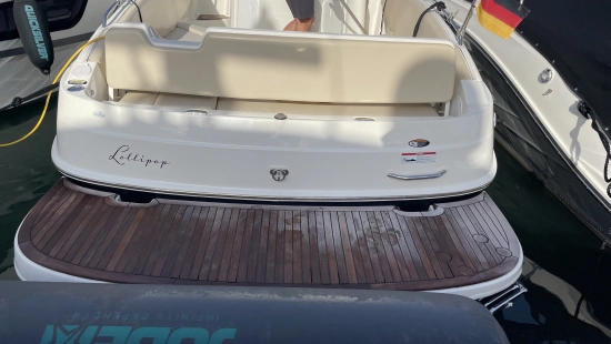 Bayliner Avanti 8 preowned for sale