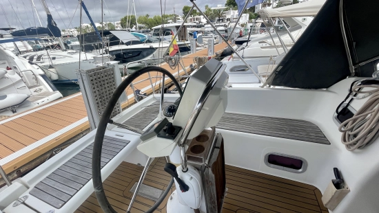 Beneteau Oceanis 34 preowned for sale