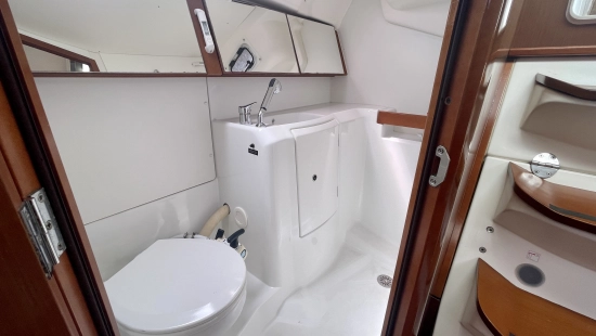 Beneteau Oceanis 34 preowned for sale