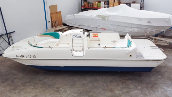 Rinker Flotilla 24 fb preowned for sale